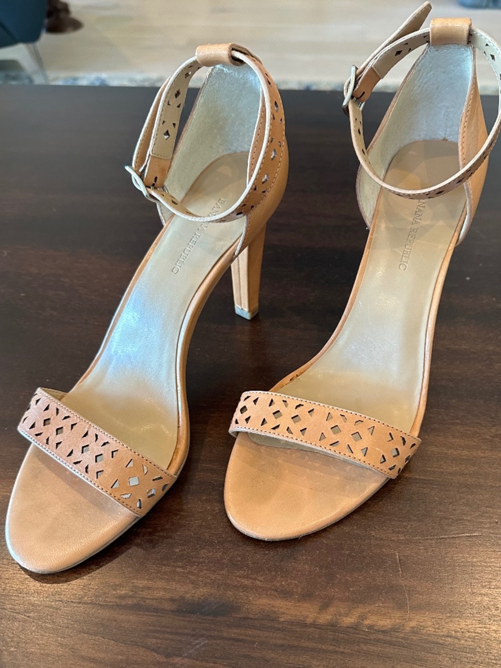 Banana Republic ankle strap high heels, tan,  size 8